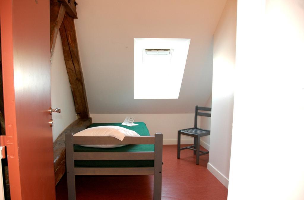 La Maison Des Randonneurs Pansiyon Auxerre Oda fotoğraf