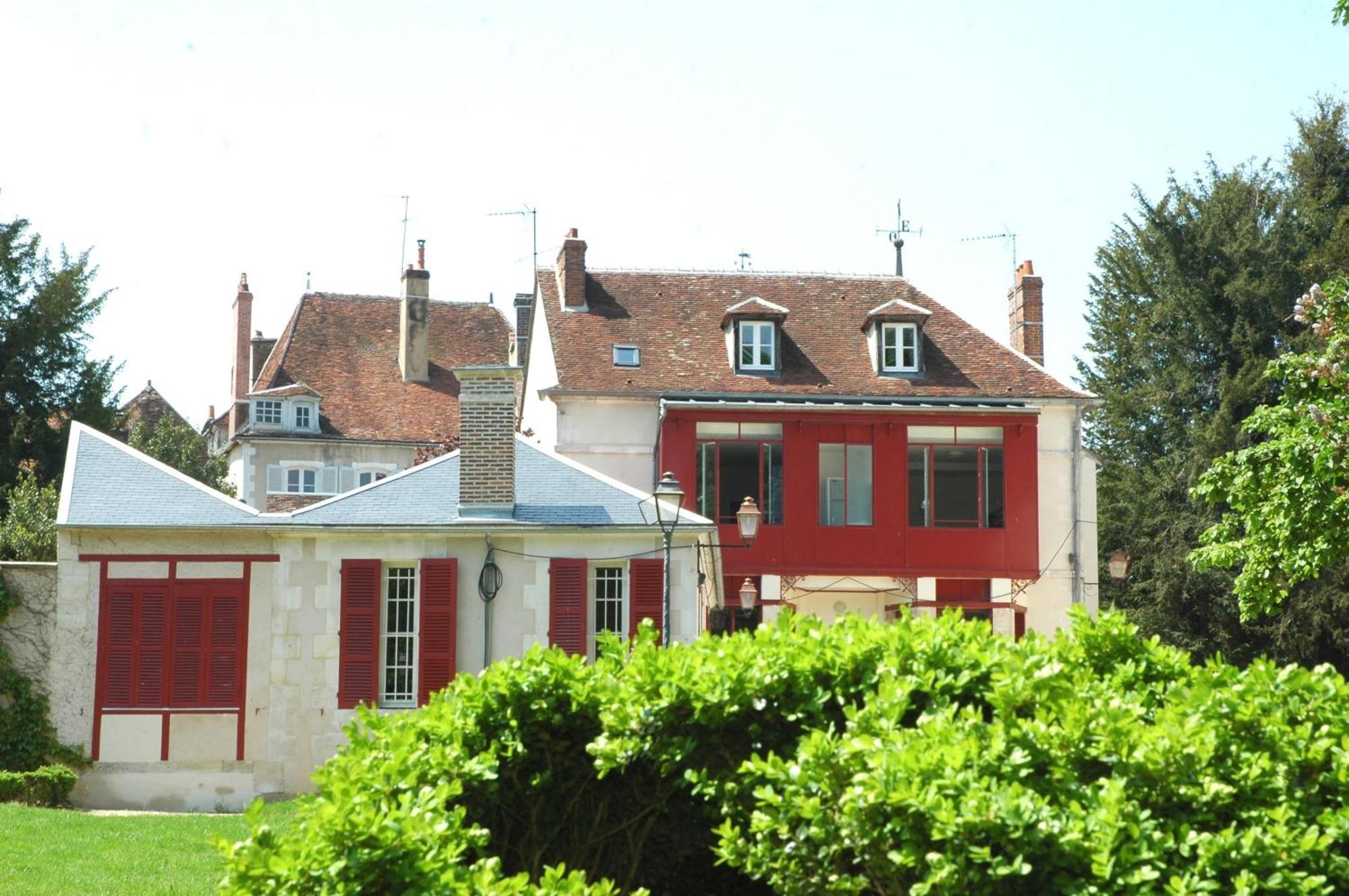 La Maison Des Randonneurs Pansiyon Auxerre Dış mekan fotoğraf